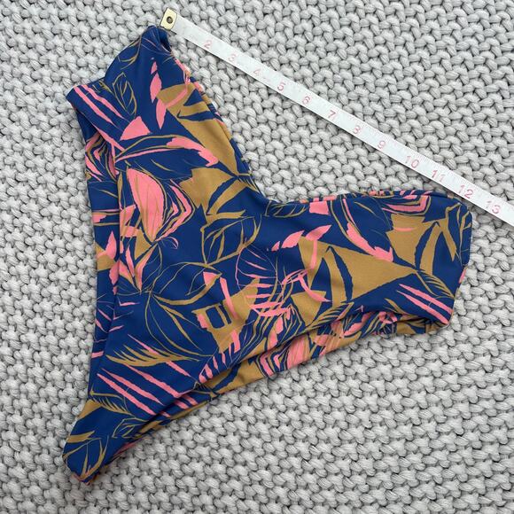 Skatie• ‘Melly’ Bikini Bottom in ANGUILLA - Picture 13 of 15